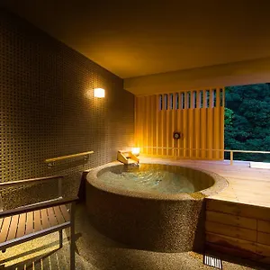 Pax Yoshino 4*, Hakone Giappone